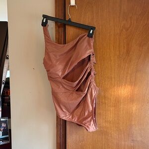 VENUS Shimmering Brown Skirt Set